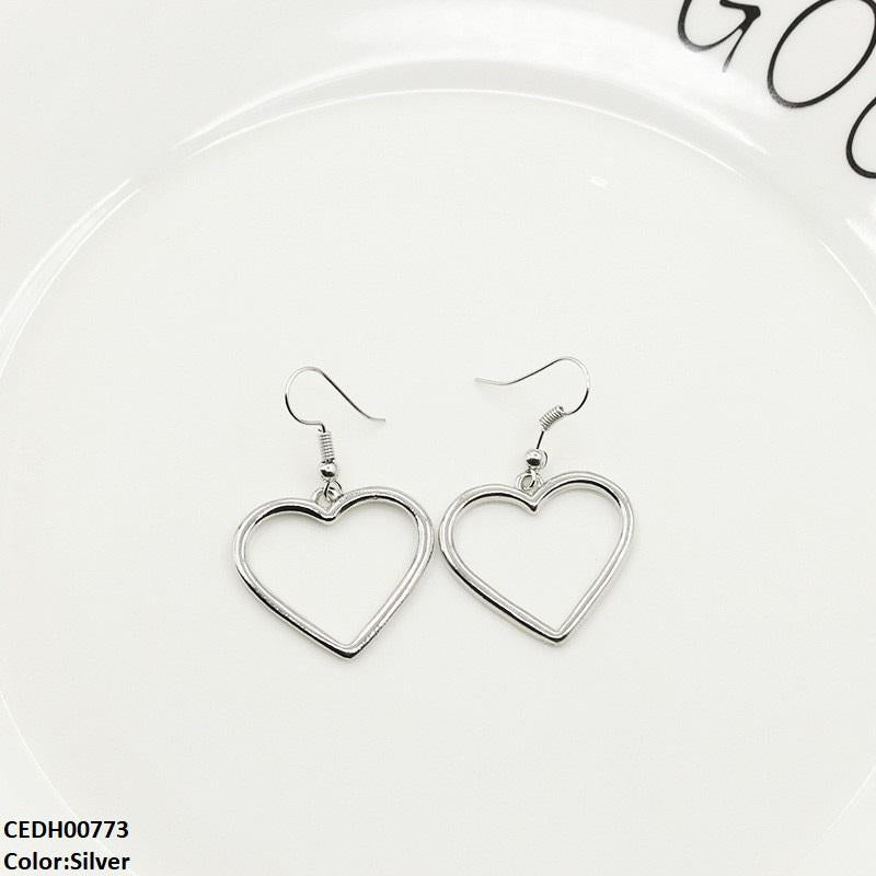 CEDH00773 QWN Heart Drop Earrings - CEDH
