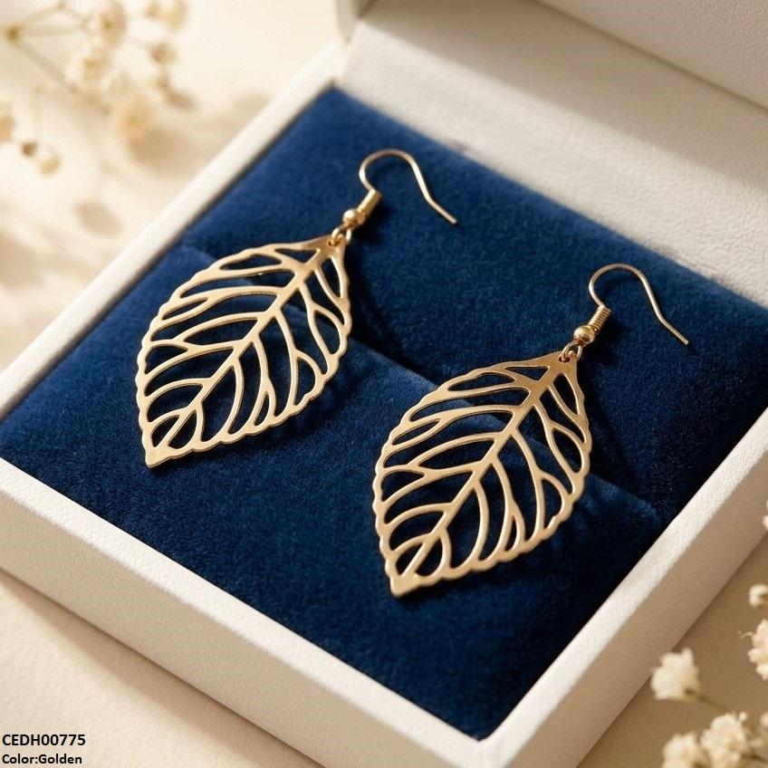 CEDH00775 QWN Leaf Drop Earrings - CEDH