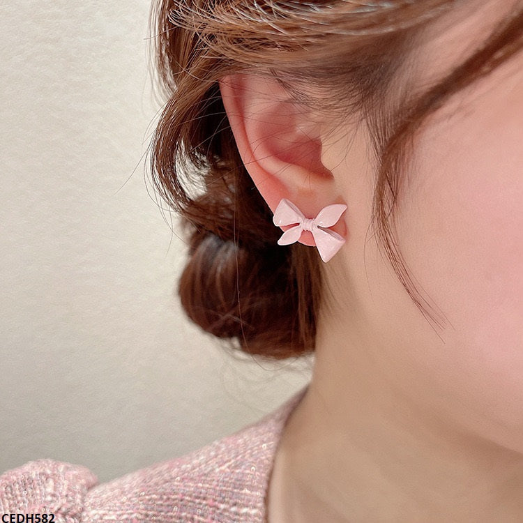 CEDH582 ZCD Bow/Round Drop Earrings - CEDH