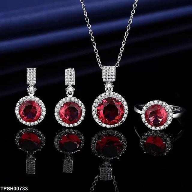 TPSH00733 JJF Round Crystal Pendent Set - TPSH