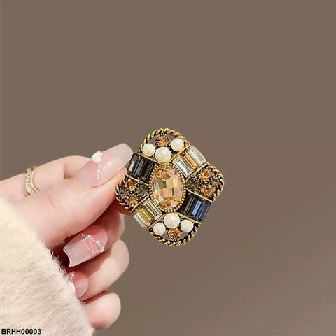 BRHH00093 XST Oval Pearl Broach - BRHH