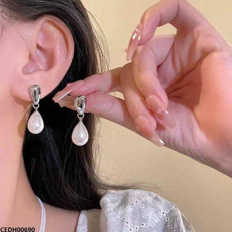 CEDH00690 YHC Pearl Drop Earrings - CEDH