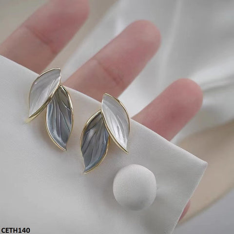 These CETH140 LSH Leaf's Tops from TJ Wholesale Pakistan are more than just fashion jewelry - they're a statement piece. Made with high-quality materials, these artificial jewelry pieces are the perfect addition to any outfit. Elevate your style with these unique and stylish fashion accessories.