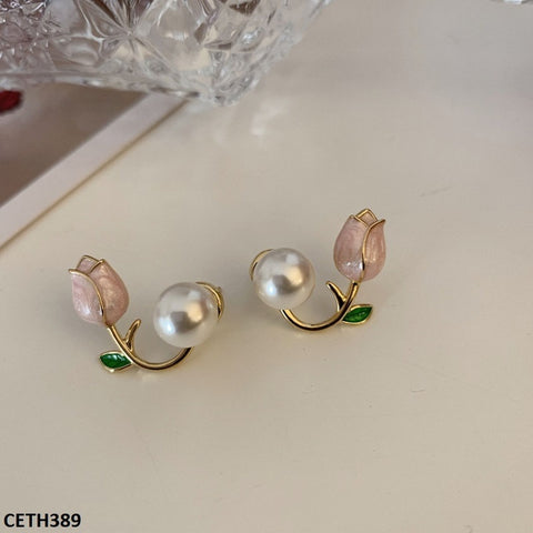 Elevate your style with the CETH389 LSH Pearl Flower Tops Pair. Made with high-quality fashion jewelry, these stunning artificial jewelry pieces are the perfect fashion accessories. From TJ Wholesale Pakistan, you can trust in their exceptional craftsmanship and elegant design. Elevate your look with this must-have statement piece.