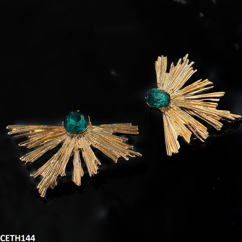 These elegant CETH114 YYE Peacock Leaf Studs from TJ Wholesale Pakistan are the perfect fashion accessory to complement any outfit. Made from high-quality materials, they offer a touch of sophistication and style. Elevate your fashion game with these stunning artificial jewelry pieces.