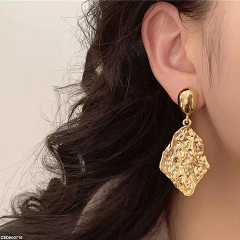 CEDH00719 YHC Oval Leaf Drop Earrings - CEDH