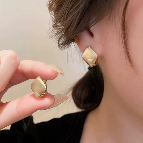 TEHH366 ZCD Square Hoops Pair -CEHH