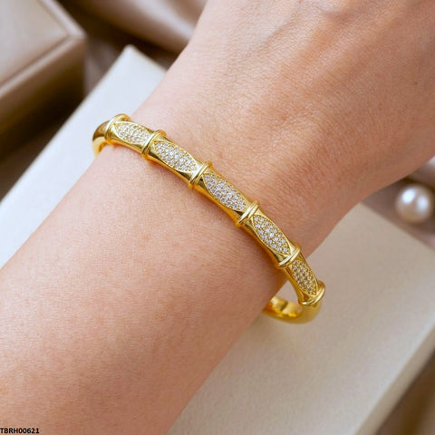 TBRH00621 GXN Oval Bracelet Openable - TBRH