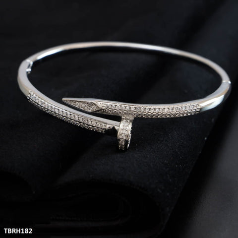 Elevate your style with the TBRH182 GXN Imp Bracelet Openable by TJ Wholesale Pakistan. This fashion-forward accessory is perfect for adding a touch of glamour to any outfit. Made from high-quality materials, it offers the perfect blend of fashion and affordability.