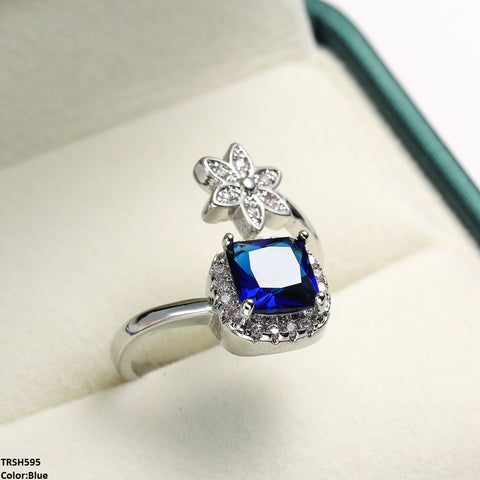 TRSH595 YLE Square/Flower  Ring  - TRSH
