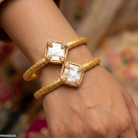 PBRH00220 MZM Square Pearl Stone Bracelet - PBRH