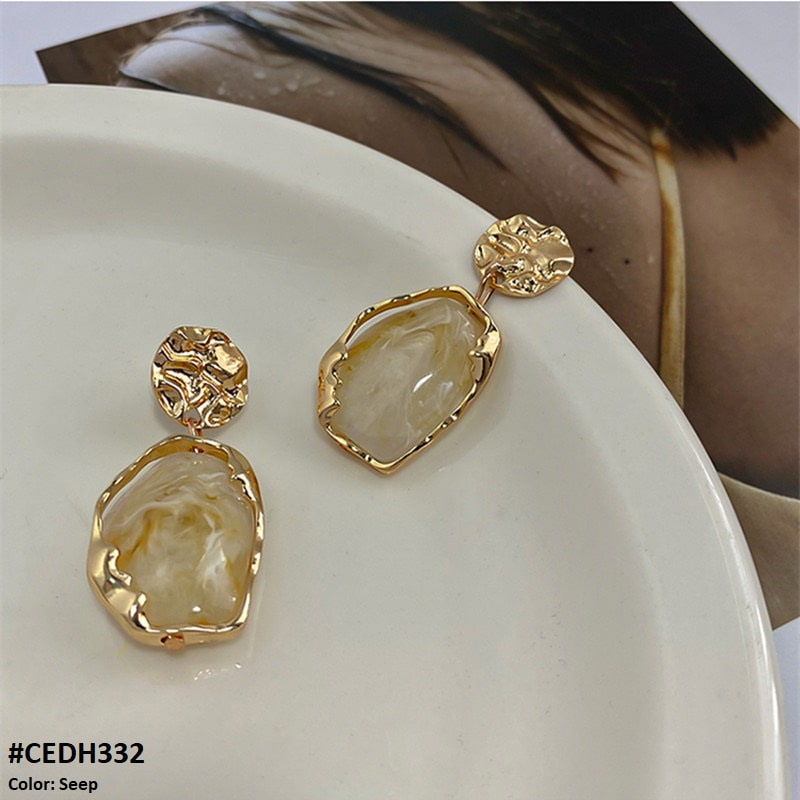 CEDH332 ZCD Teardrop Ear Drop Earrings Pair - CEDH