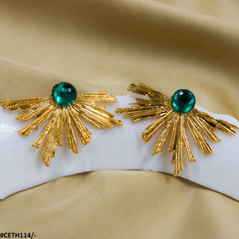 These elegant CETH114 YYE Peacock Leaf Studs from TJ Wholesale Pakistan are the perfect fashion accessory to complement any outfit. Made from high-quality materials, they offer a touch of sophistication and style. Elevate your fashion game with these stunning artificial jewelry pieces.
