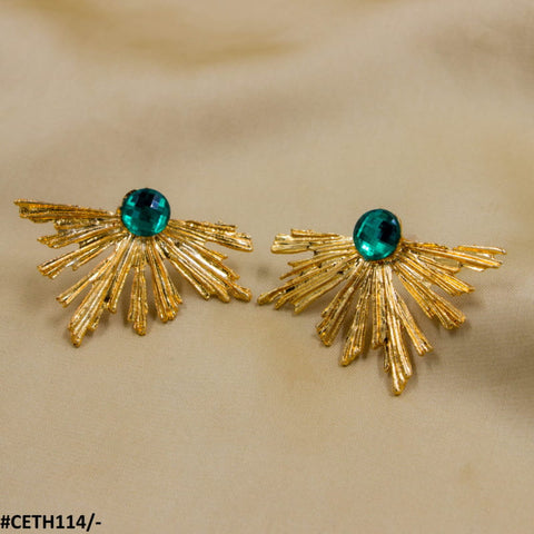 These elegant CETH114 YYE Peacock Leaf Studs from TJ Wholesale Pakistan are the perfect fashion accessory to complement any outfit. Made from high-quality materials, they offer a touch of sophistication and style. Elevate your fashion game with these stunning artificial jewelry pieces.