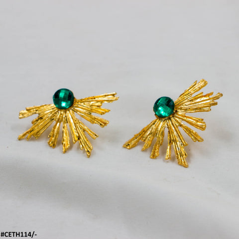 These elegant CETH114 YYE Peacock Leaf Studs from TJ Wholesale Pakistan are the perfect fashion accessory to complement any outfit. Made from high-quality materials, they offer a touch of sophistication and style. Elevate your fashion game with these stunning artificial jewelry pieces.