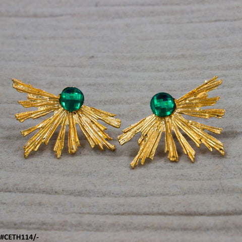 These elegant CETH114 YYE Peacock Leaf Studs from TJ Wholesale Pakistan are the perfect fashion accessory to complement any outfit. Made from high-quality materials, they offer a touch of sophistication and style. Elevate your fashion game with these stunning artificial jewelry pieces.